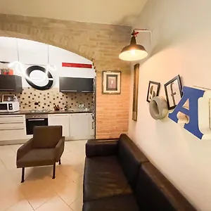 Appartamento Incortedafabio Design Flat With Bikes, Caronno Pertusella
