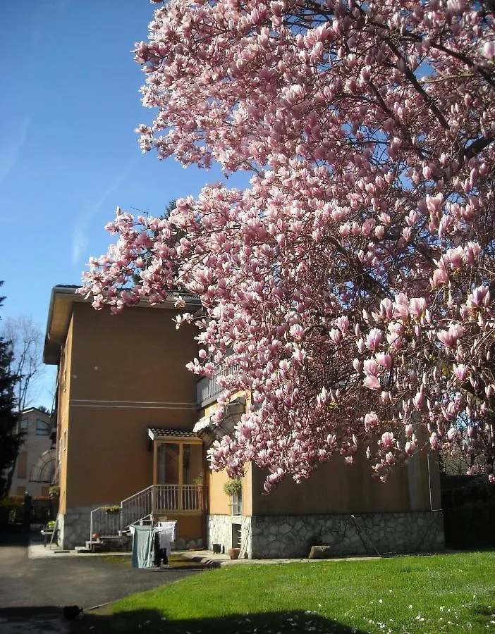 Apartment Sentirsi A Casa, Lontano Da Casa-Feel At Home Away From Home Caronno Pertusella