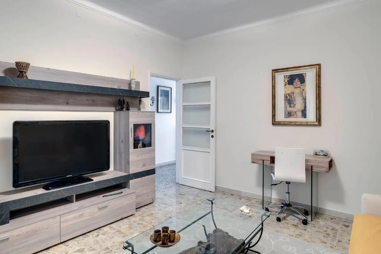 Apartment Sentirsi A Casa, Lontano Da Casa-Feel At Home Away From Home Caronno Pertusella