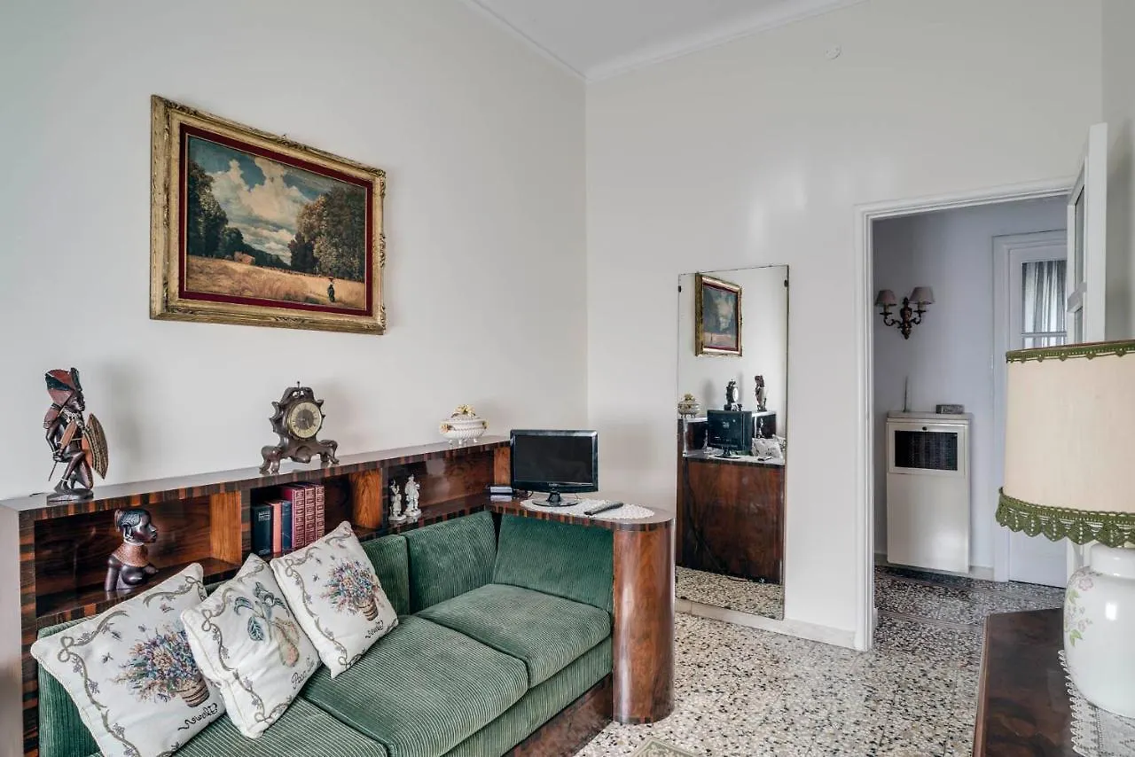 Apartment Sentirsi A Casa, Lontano Da Casa-Feel At Home Away From Home Caronno Pertusella