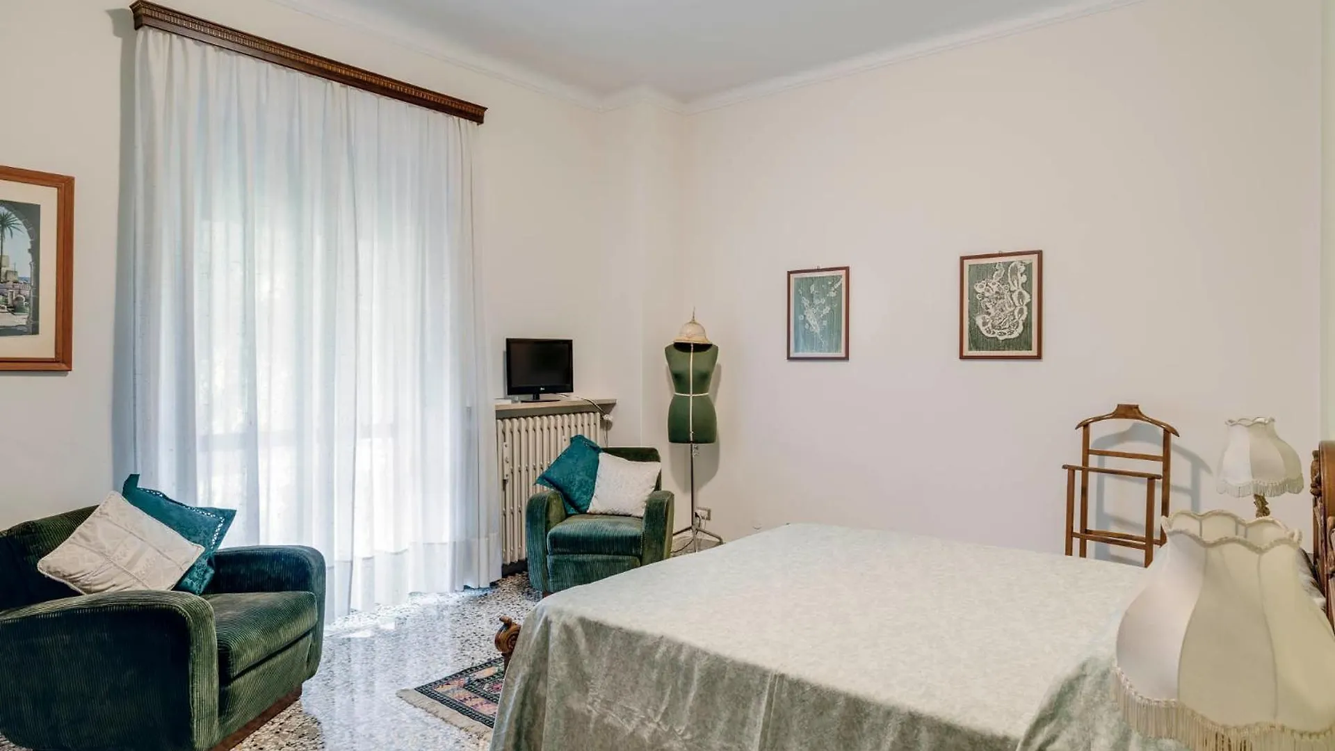 Sentirsi A Casa, Lontano Da Casa-Feel At Home Away From Home Caronno Pertusella Italy